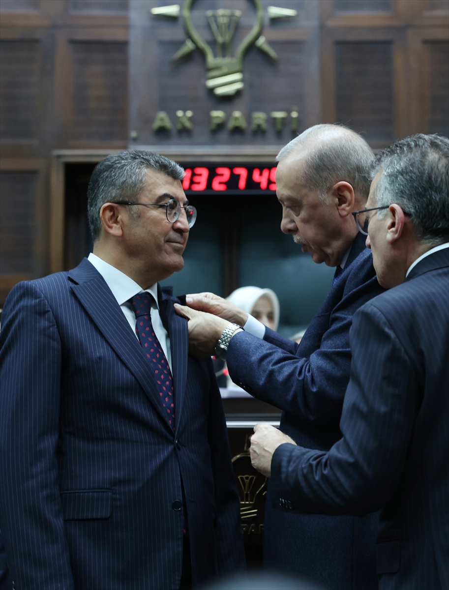 konya-milletvekili-hasan-ekici-ve-iki-belediye-baskani-ak-partiye-katildi-1.jpg
