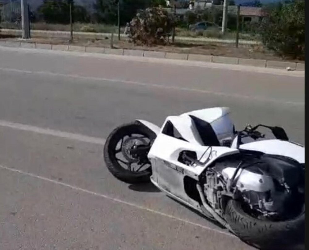 Kamyonetle çarpışan motosikletin sürücüsü öldü