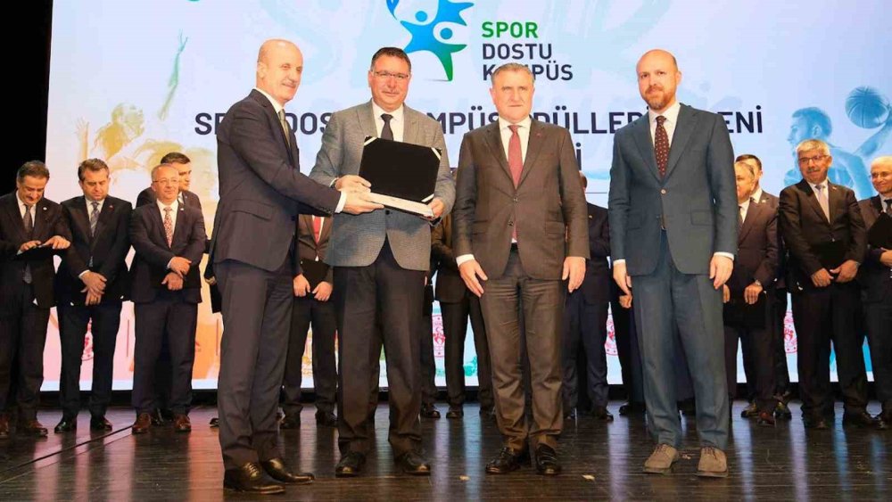 Selçuk Üniversitesine "Spor Dostu Kampüs" ödülü