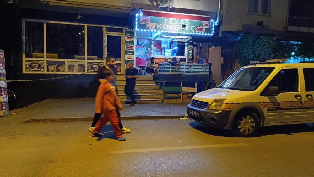 Berber dükkanında yapılan silahlı saldırıda çırak öldü