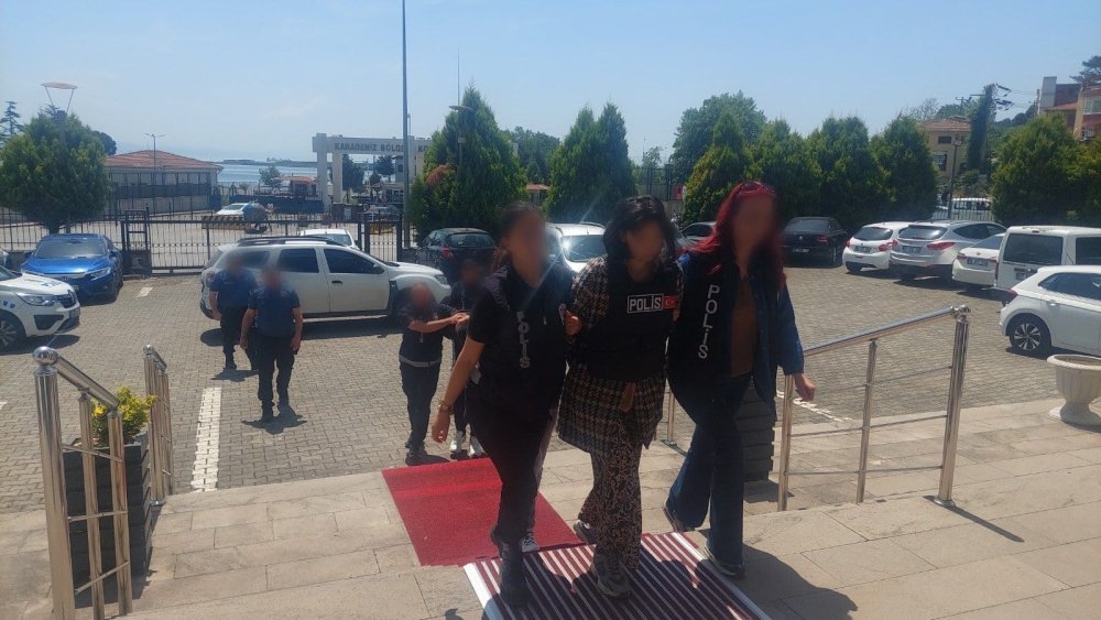 Kayıp olarak aranıyordu, arkadaşları öldürüp çuvalla gömmüş