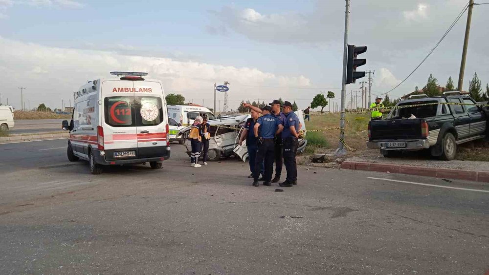 Konya’da merkezde kaza... Yaşlı çift hayatını kaybetti