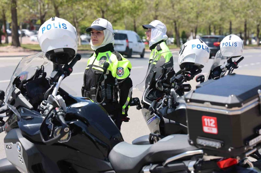 Konya’nın ilk kadın şahin polisleri görevde