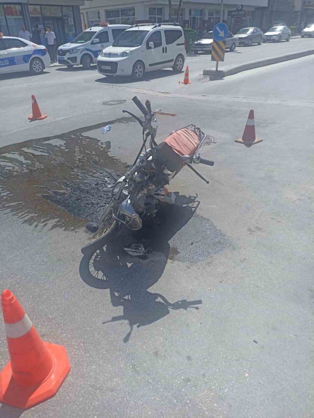 Konya'nın ilçesinde iki ayrı kaza! Yaralılar var