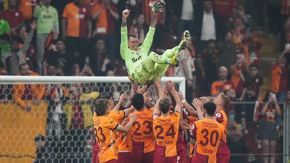 Şampiyon Galatasaray, sezonu galibiyetle kapattı