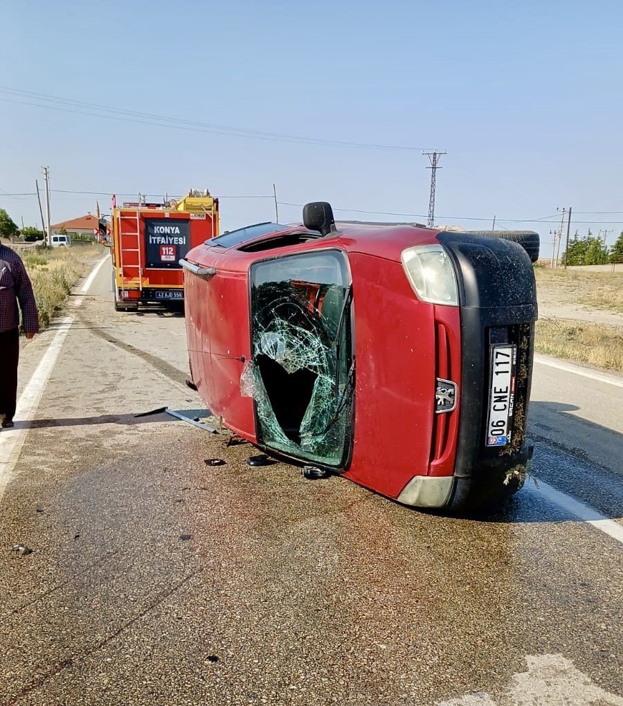 Konya’da otomobil devrildi! Yaralılar var
