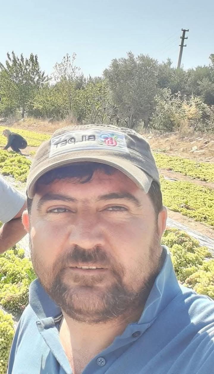 Bağa çift sürmeye gidiyordu, devrilen traktörünün altında hayatını kaybetti