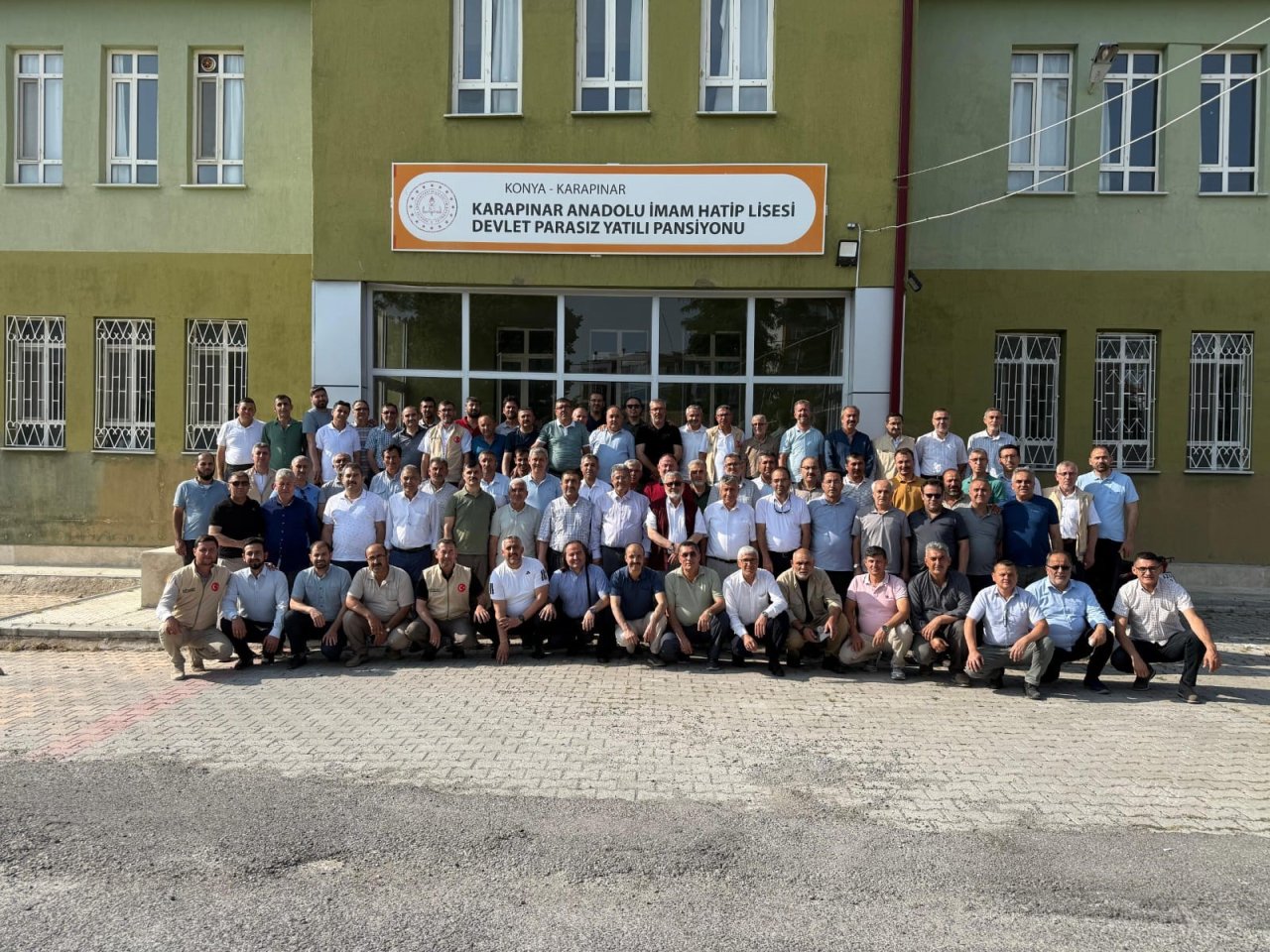 karapinar-imam-hatip-mezunlari-geleneksel-bulusmada-bir-araya-geldi-2.jpg