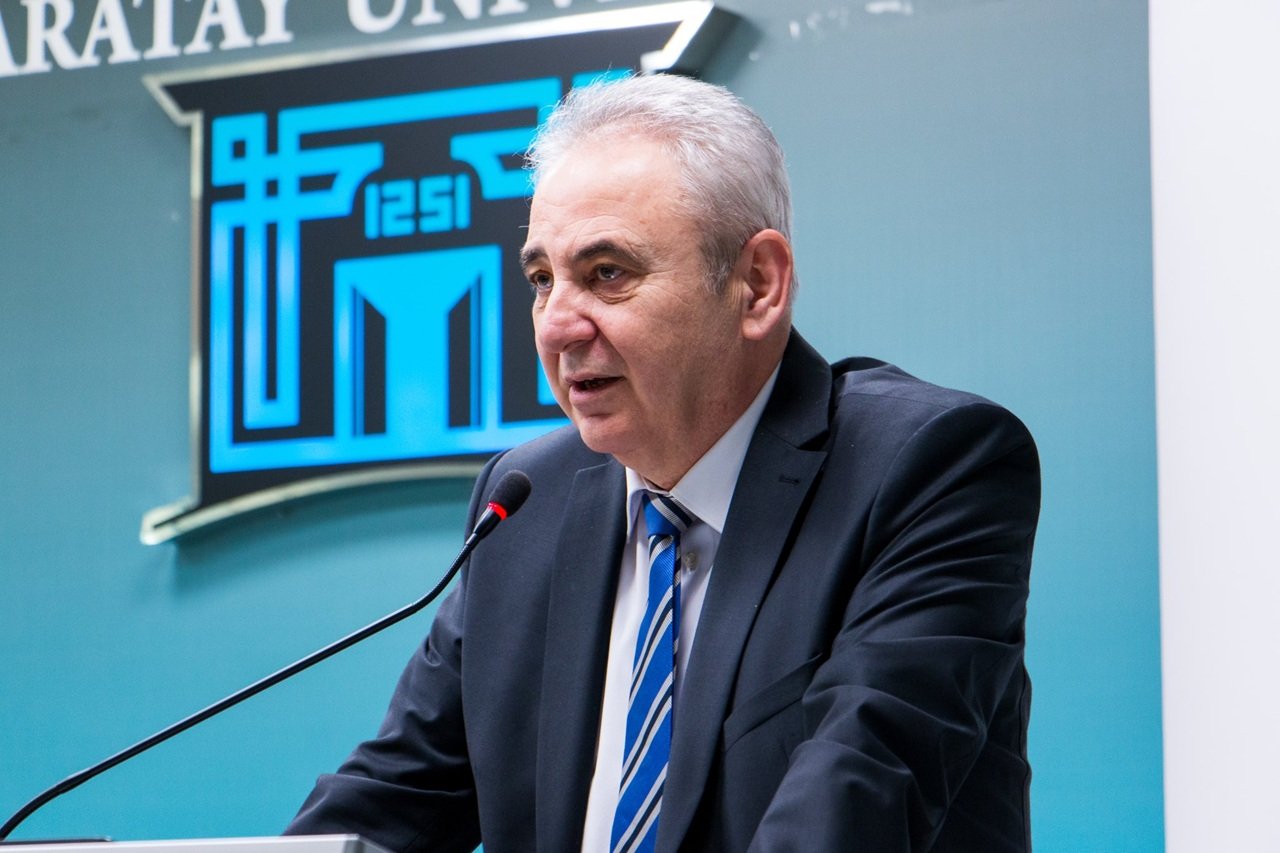 prof-dr-fevzi-rifat-ortac.jpg