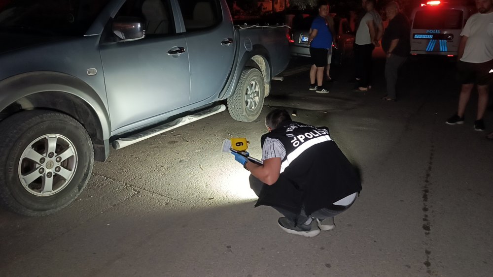 Tartıştığı kız arkadaşının babasını ve ağabeyini pompalı tüfekle vurdu