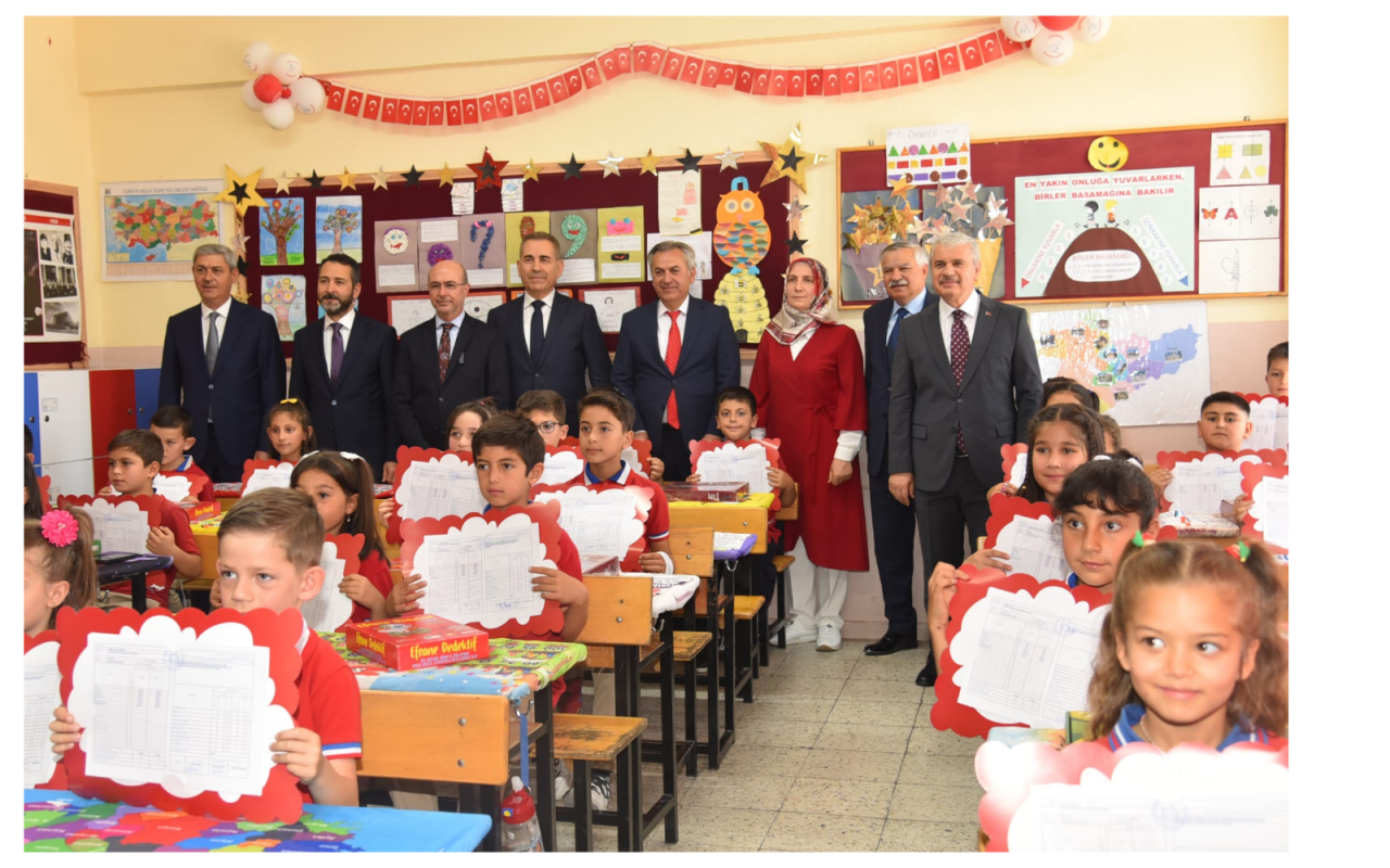 konyada-478-bin-791-ogrenci-karne-heyecani-yasadi-2.png