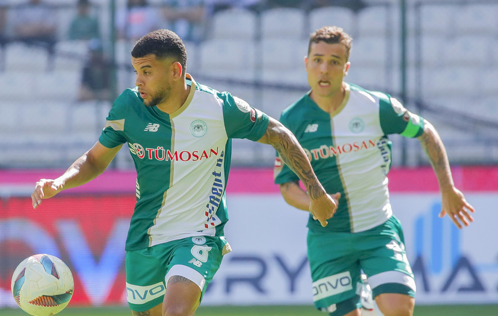 yabanci-futbolcularin-listesi-001.png