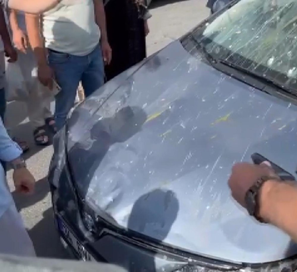 Anne ve çocuğuna otomobil çarptı: 2 yaşındaki Miraç bebek öldü