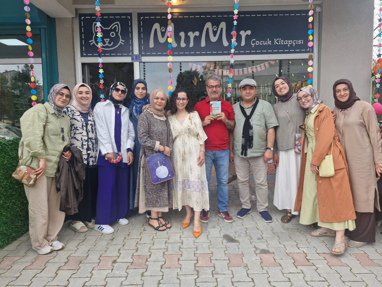 konyanin-ilk-ve-tek-cocuk-kitapcisinin-ozel-gunu-4.jpeg