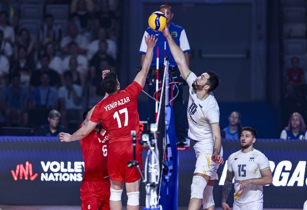 A Milli Erkek Voleybol Takımı, Ukrayna'ya 3-0 mağlup oldu