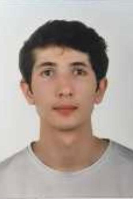 Denizde boğulma tehlikesi geçiren üniversiteli genç hastanede hayatını kaybetti