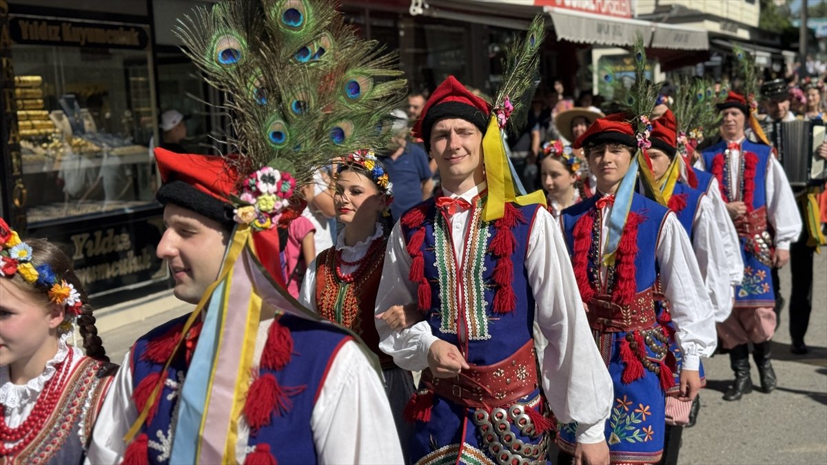66-uluslararasi-aksehir-nasreddin-hoca-senlikleri-basladi-10.jpg