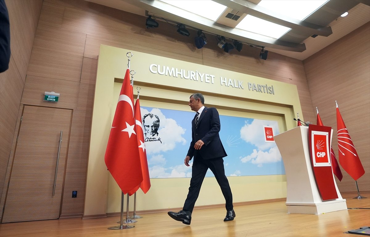 chp-ozgur-ozel-4.jpg