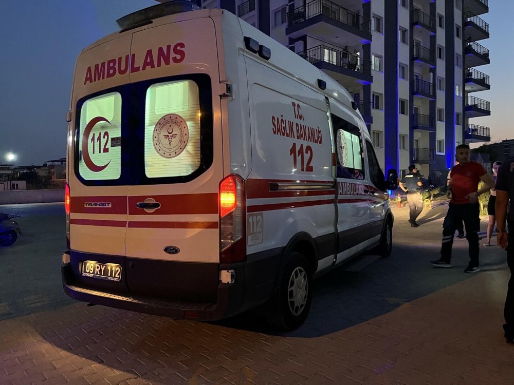 Evde düşerek yaralandığı belirtilen adamı, eşinin bıçakladığı ortaya çıktı