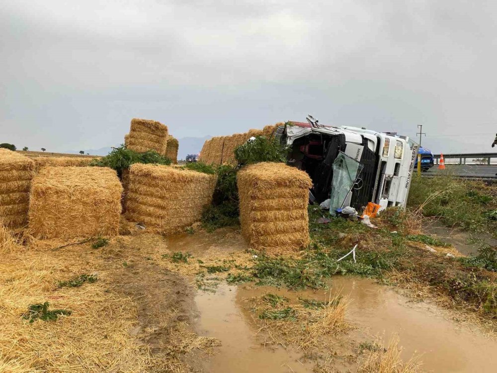 Konya'daki aile faciayı yaşadı! Sürücü öldü, eşi ve çocukları yaralandı