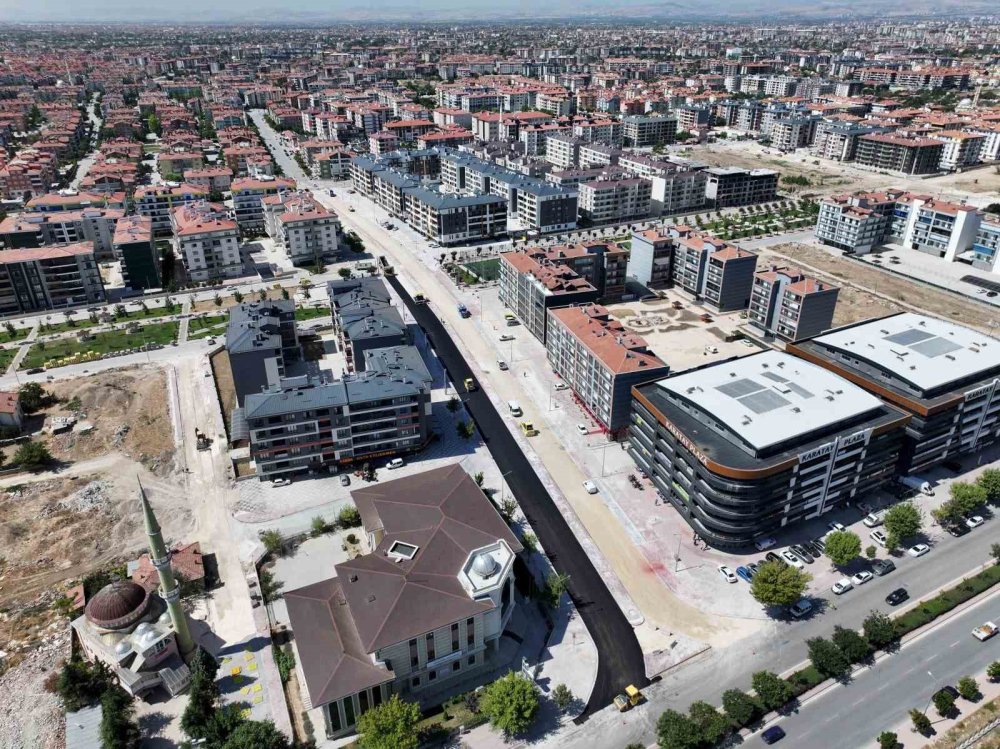 Konya'nın merkez ilçesinde yol ve asfalt seferberliği