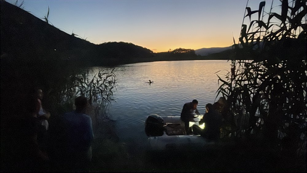 Bolu'da gölette botu alabora olan gencin cansız bedenine ulaşıldı