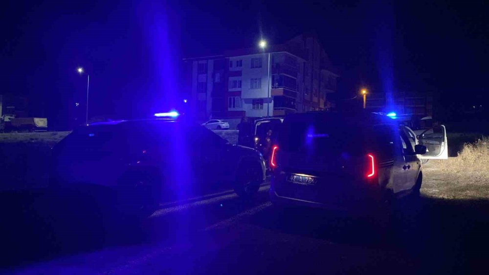 Konya'da polisten kaçan ehliyetsiz alkollü sürücüye 106 bin lira ceza