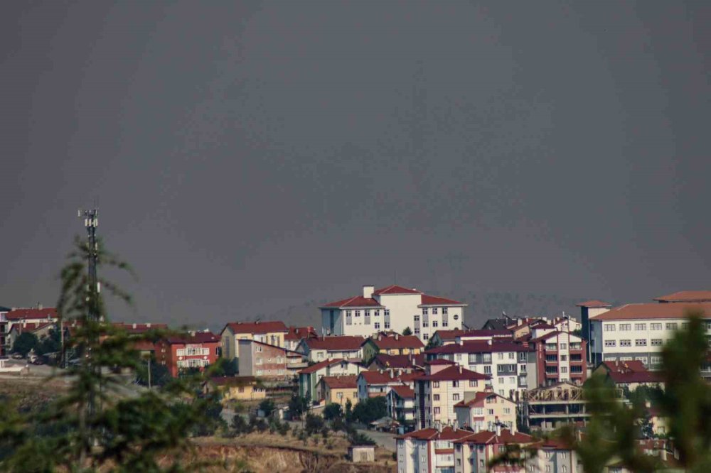 Karabük’teki yangın 4. gününde... Gerede'yi kaplayan tabaka havadan görüntülendi