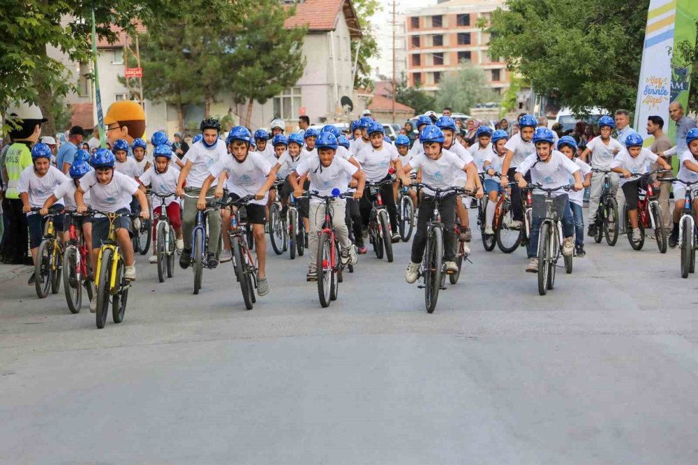 Meram’da bisiklet yarışları heyecanı sürüyor