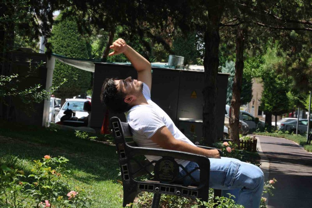 Konya'da bunaltan 'tropikal gece' ne kadar sürecek?