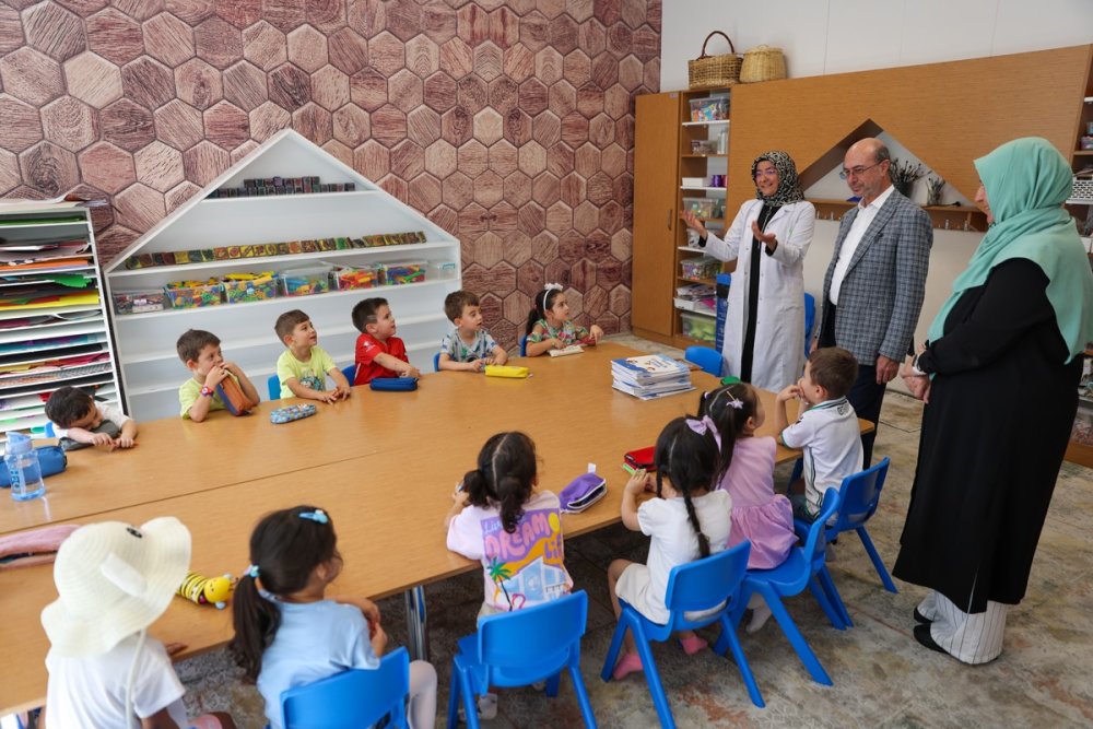 Selçuklu Hatice Hatun Çocuk Mektebi’nde yaz kursları devam ediyor