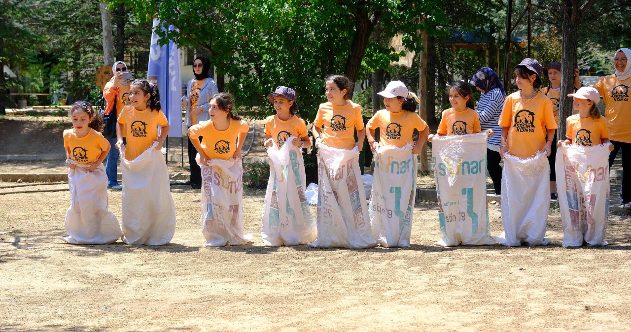 anneler-ve-kizlari-konya-buyuksehirin-anne-kiz-kampinda-keyifli-vakit-gecirdi-3.jpg