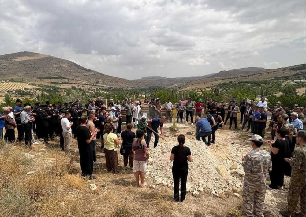 Naaşı, 26 yıl sonra nakledildi