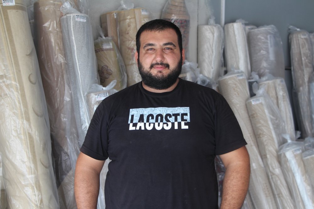 Abdullah Volkan Uçak'ın, pandemide 'sokağa çıkma izni belgesi' vaadiyle halı yıkamacılardan para topladığı iddiası