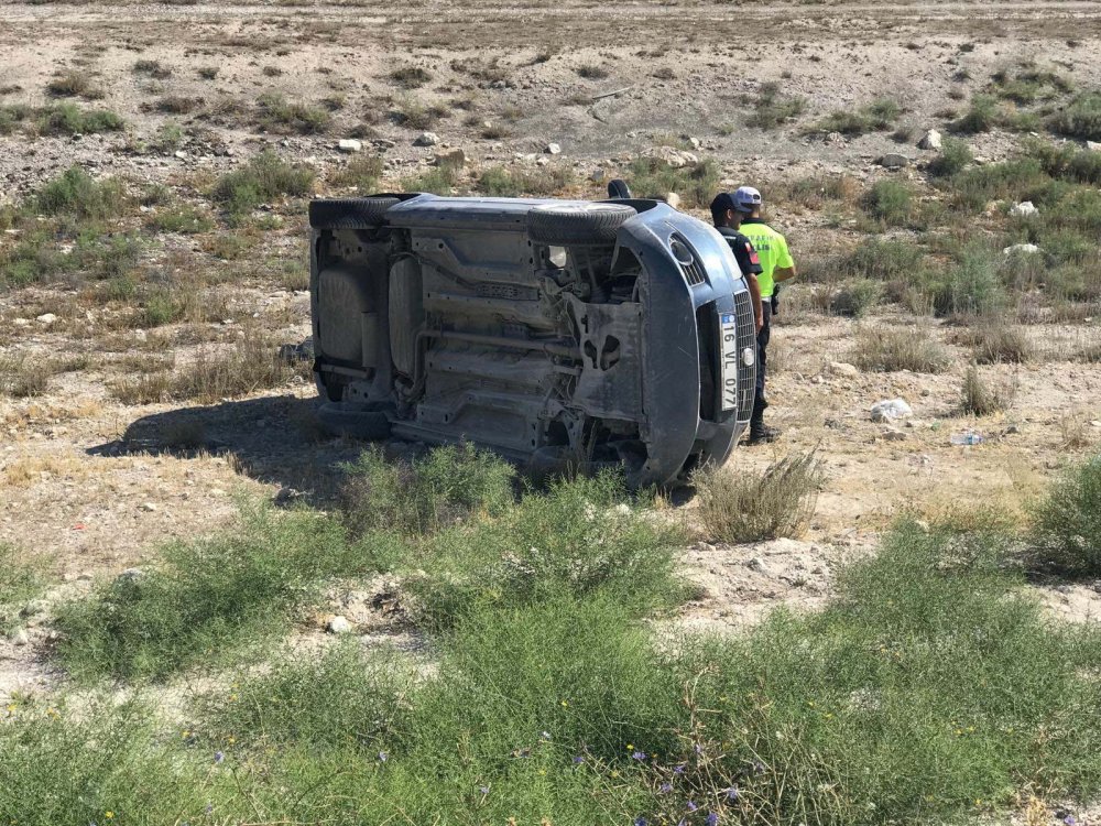 Konya'da otomobil takla attı; aynı aileden 5 yaralı var