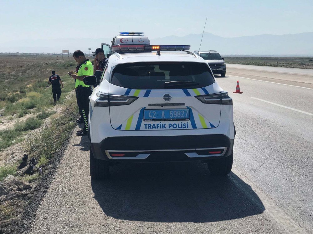 Konya'da otomobil takla attı; aynı aileden 5 yaralı var