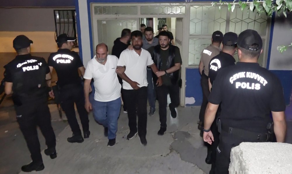 Bıçaklı kavga; 2 kardeşten 1'i öldü