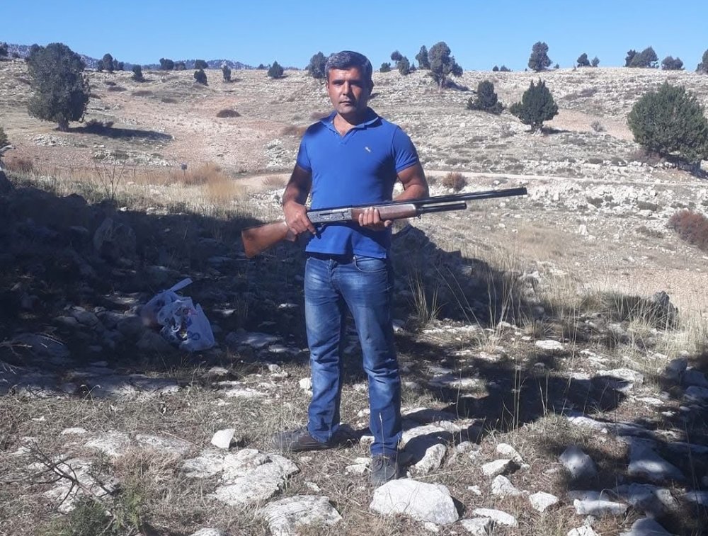 Tartıştığı kadını öldürüp, intihara kalkıştı