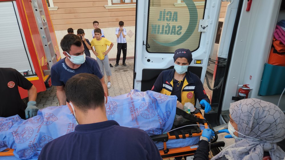 Konya'da yürek burkan olay: Yatalak kadın eşinin cesediyle bir hafta aynı odada kalmış