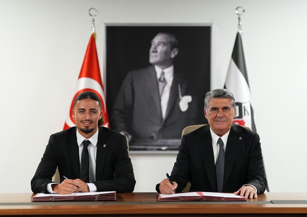 Beşiktaş'a genç sağ bek! Taylan Bulut transferi açıklandı