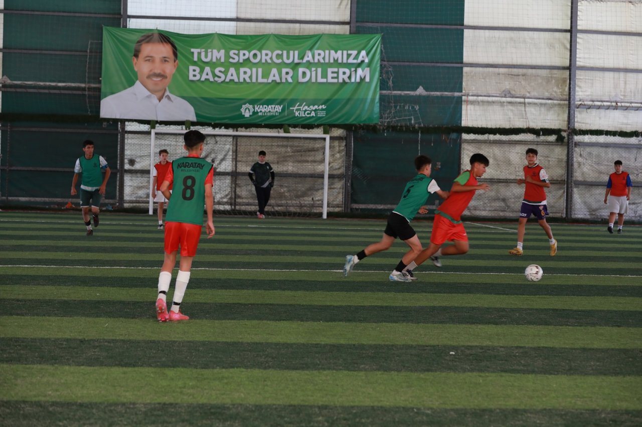 karatay-4-camiler-ve-kuran-kurslari-futbol-turnuvasi-1.jpg