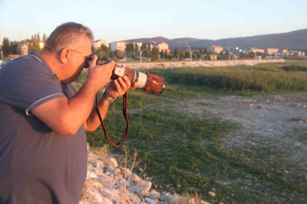 Konya'daki mali müşavir makinesini yanından ayırmıyor