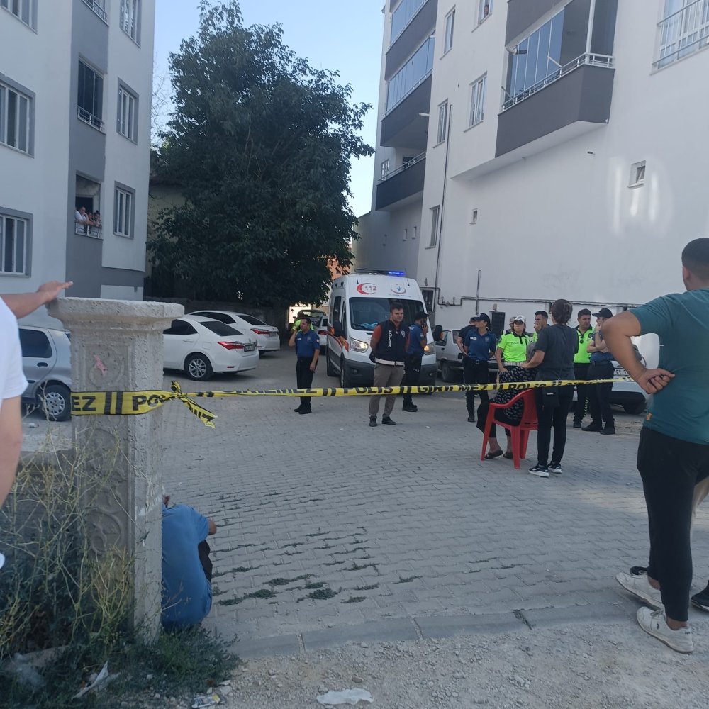 Tüfekle oynarken silahın ateş almasıyla arkadaşını öldürdü