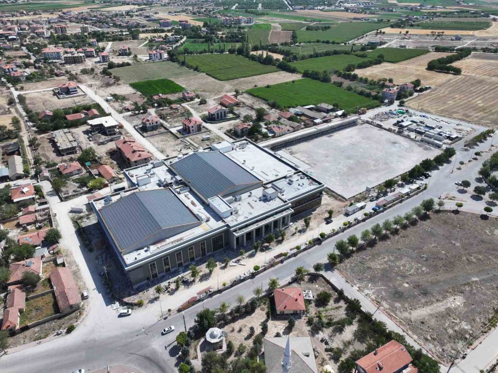 Çalışmalar son aşamaya geldi... Karatay’a dev spor kompleksi