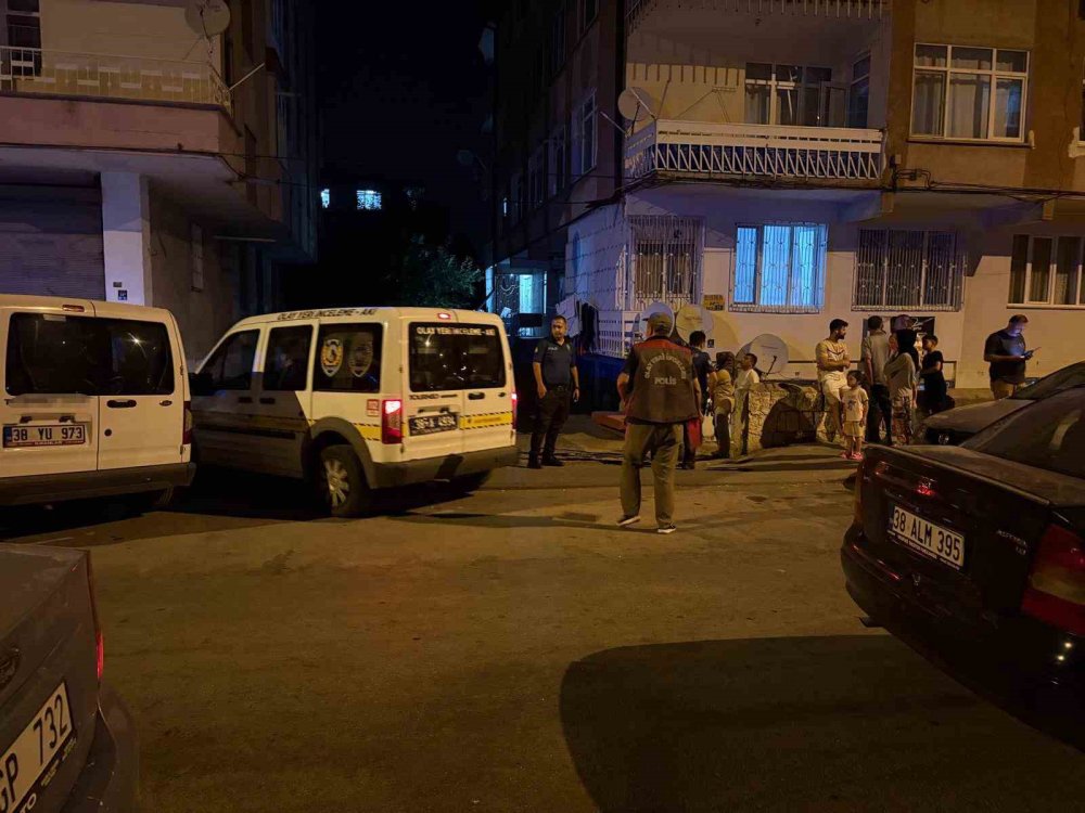 Eski eşini bıçakla ağır yaralamıştı! Şahıs yakalandı