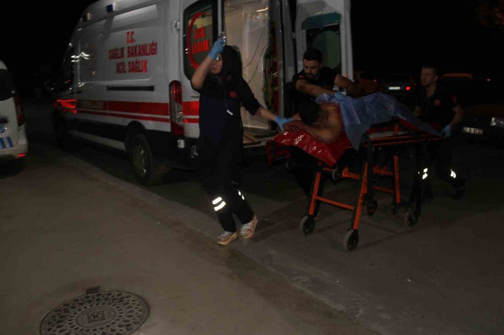 Konya'da halı sahadaki tartışma kanlı bitti!