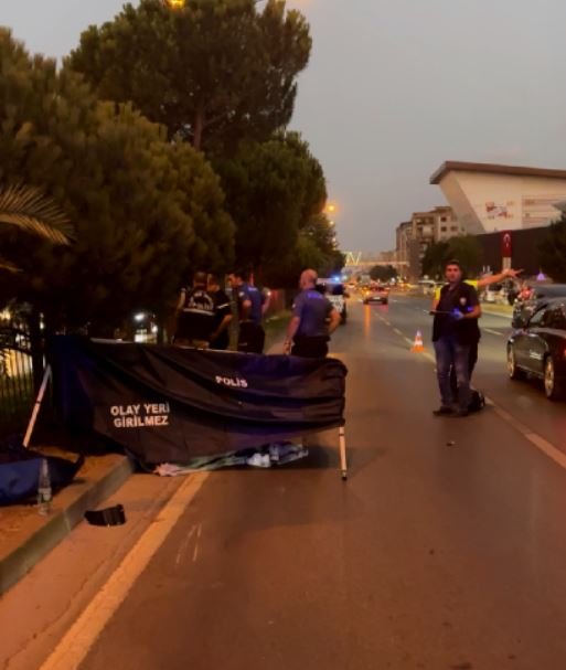 'Yaya geçidi'nde motosikletin çarptığı kadın öldü