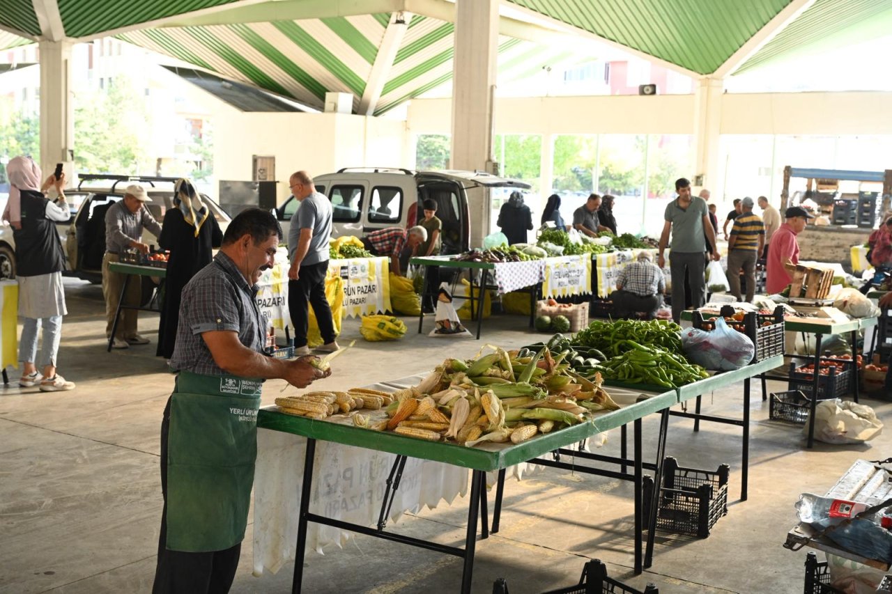 yerli-urun-pazari-5.jpg