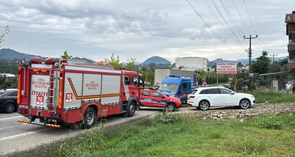 İnşaatta devrilen beton mikseri can aldı