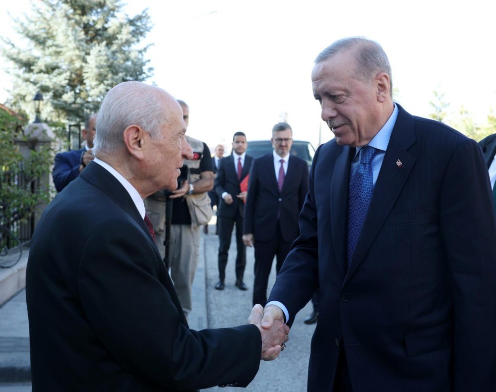 Cumhurbaşkanı Erdoğan, Bahçeli ile bir araya geldi